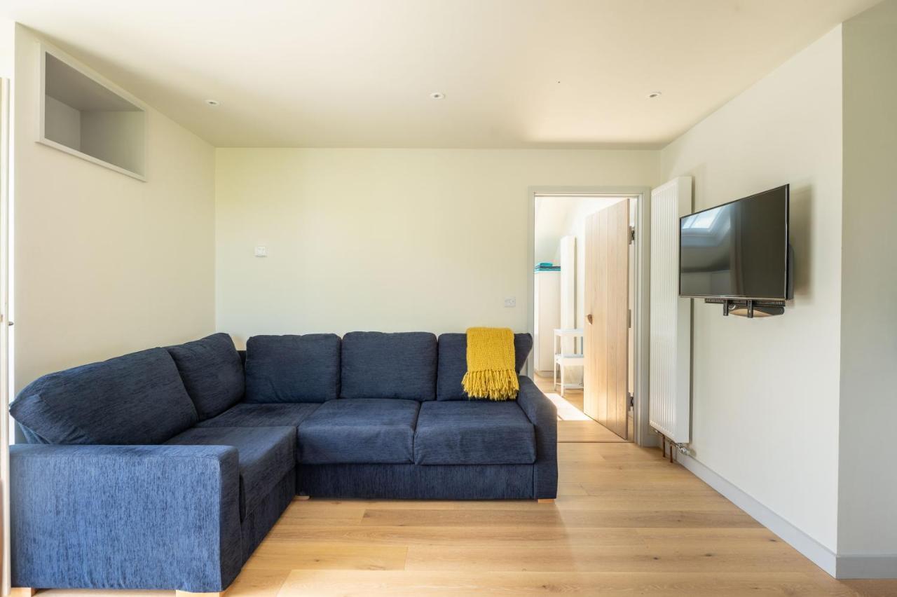 Converted Hay-Loft With Stunning Countryside Views Haverfordwest Zewnętrze zdjęcie