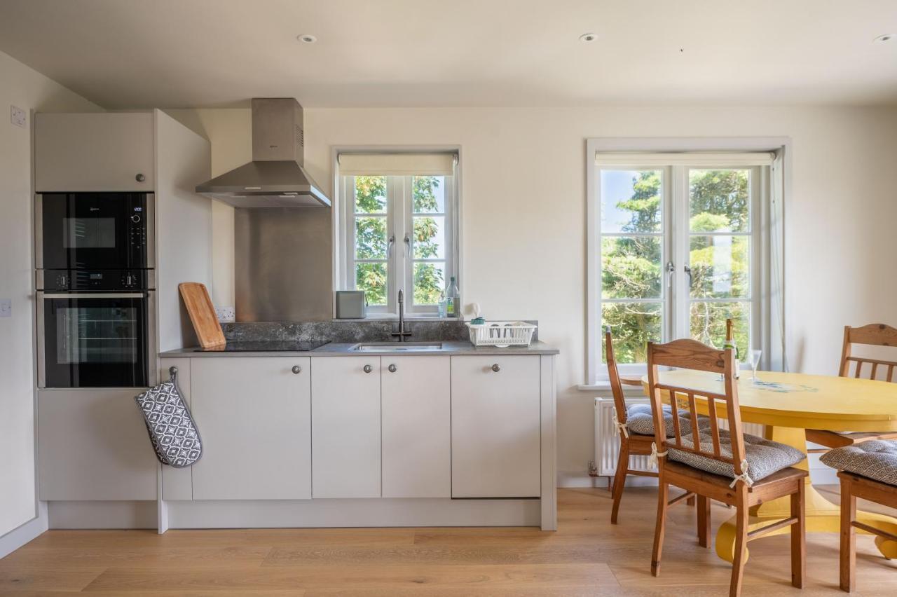 Converted Hay-Loft With Stunning Countryside Views Haverfordwest Zewnętrze zdjęcie